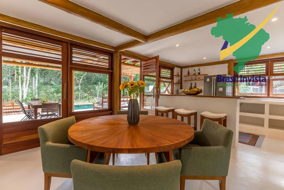 Foto 2 de Casa com 5 quartos à venda, 350m2 em Porto Seguro - BA