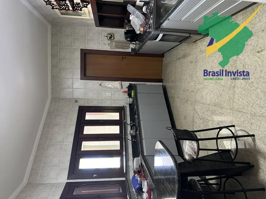 Foto 4 de Casa com 4 quartos à venda, 150m2 em Porto Seguro - BA