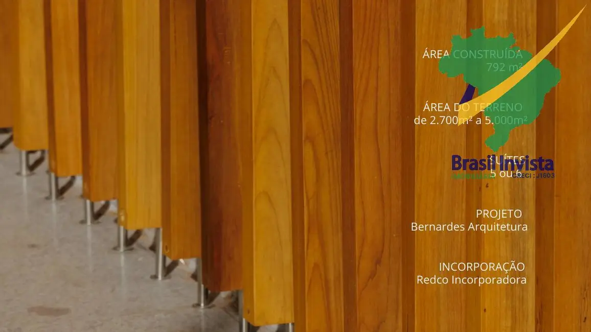 Foto 9 de Casa com 5 quartos à venda, 792m2 em Porto Seguro - BA