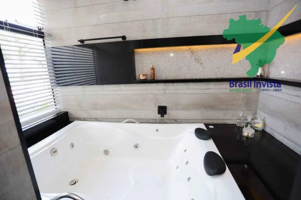 Casa com 4 quartos à venda, 400m2 em Centro, Porto Seguro - BA - imagem 5 Foto 5 de Casa com 4 quartos à venda, 400m2 em Centro, Porto Seguro - BA