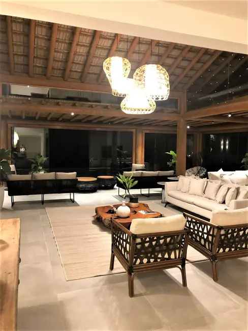 Foto 5 de Casa com 7 quartos à venda, 1200m2 em Porto Seguro - BA