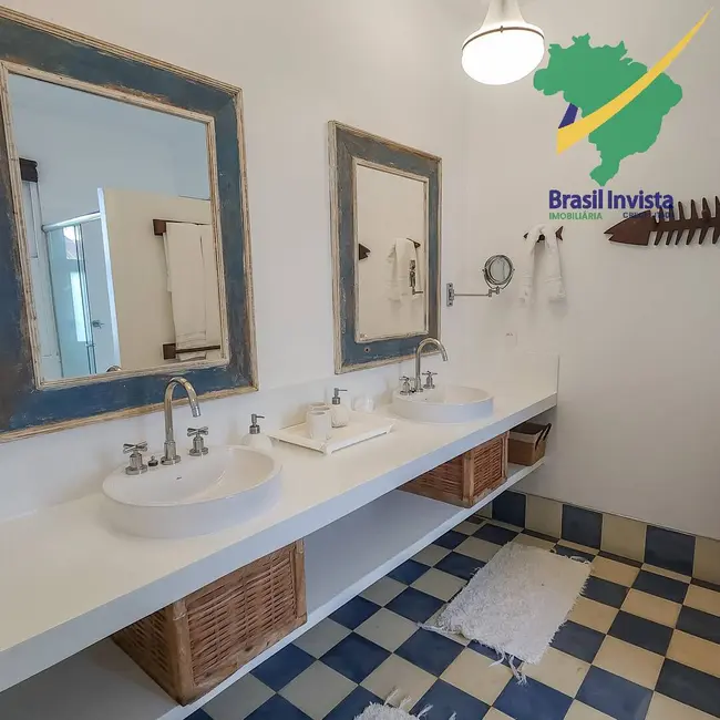 Foto 4 de Casa com 8 quartos à venda em Porto Seguro - BA