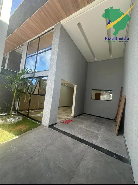 Foto 1 de Casa com 3 quartos à venda em Porto Seguro - BA