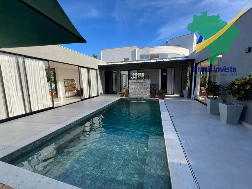 Foto 3 de Casa com 3 quartos à venda, 777m2 em Porto Seguro - BA