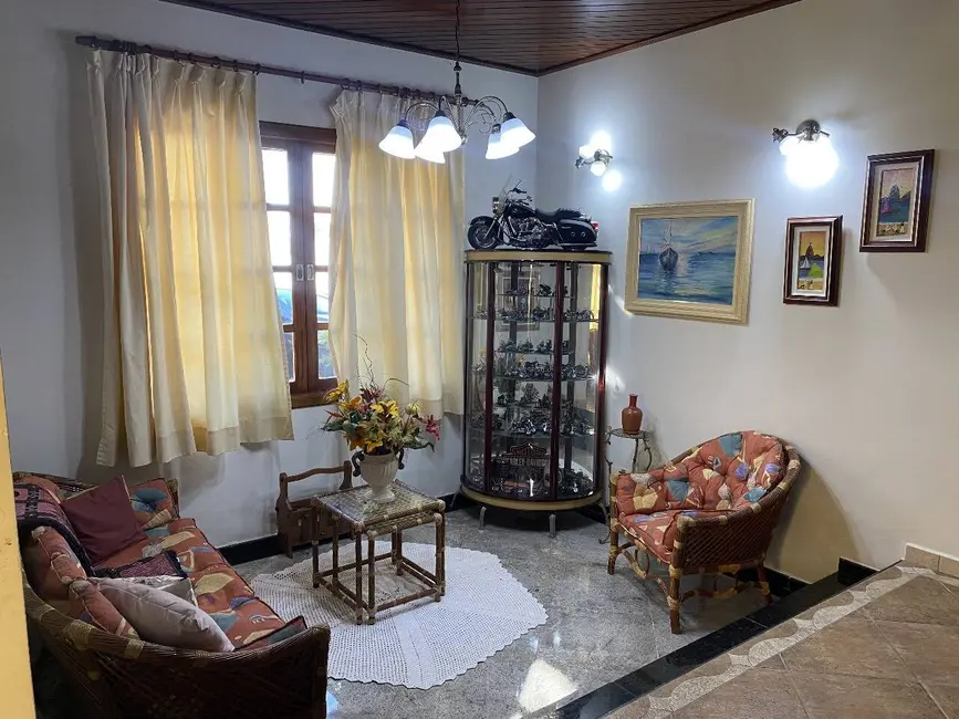 Foto 8 de Casa com 6 quartos à venda, 577m2 em Ubatuba - SP