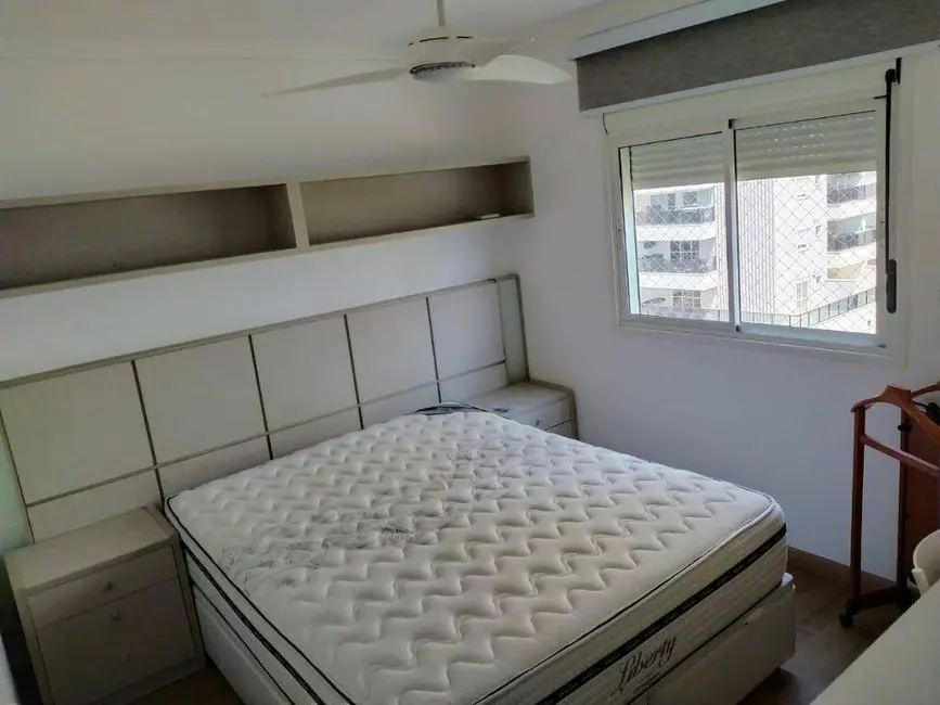 Foto 14 de Apartamento com 3 quartos para alugar, 194m2 em Sao Jose Dos Campos - SP