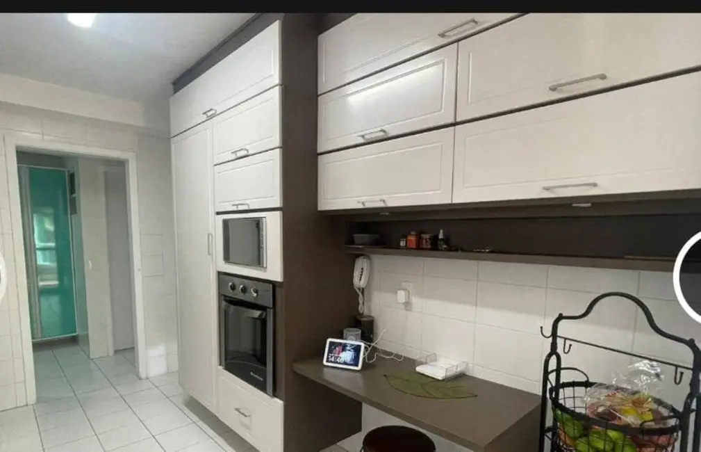 Apartamento com 3 quartos à venda, 182m2 em Sao Jose Dos Campos - SP - imagem 8 Foto 8 de Apartamento com 3 quartos à venda, 182m2 em Sao Jose Dos Campos - SP
