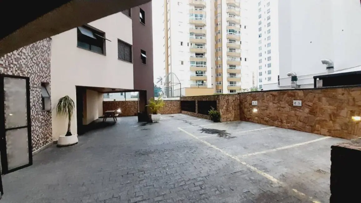 Apartamento com 3 quartos à venda e para alugar, 116m2 em Sao Jose Dos Campos - SP - imagem 9 Foto 9 de Apartamento com 3 quartos à venda e para alugar, 116m2 em Sao Jose Dos Campos - SP