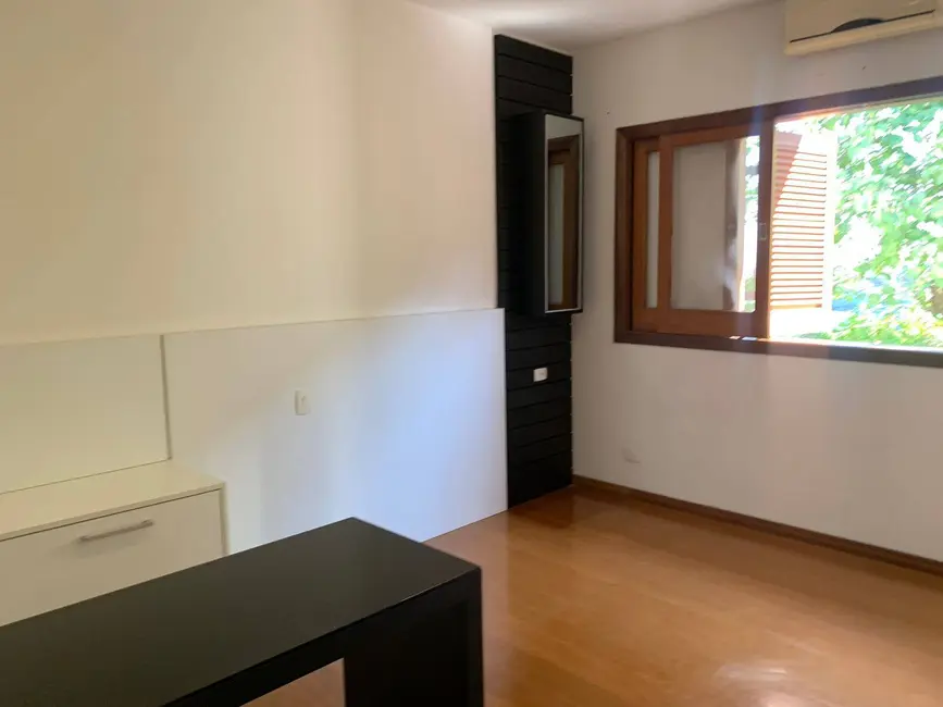 Foto 27 de Casa à venda, 450m2 em Condomínio Residencial Mirante do Vale, Jacarei - SP