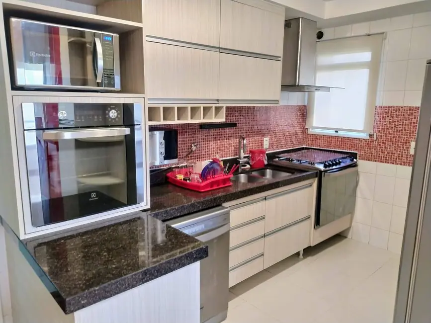 Apartamento para alugar, 194m2 em Sao Jose Dos Campos - SP - imagem 8 Foto 8 de Apartamento para alugar, 194m2 em Sao Jose Dos Campos - SP