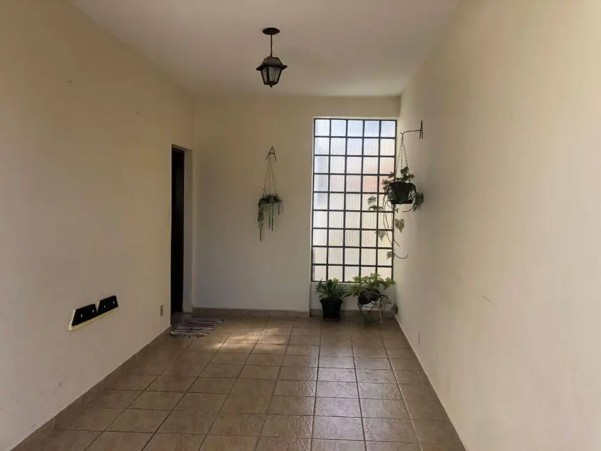 Foto 4 de Casa à venda, 246m2 em Sao Jose Dos Campos - SP