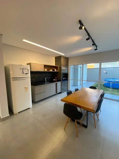 Foto 3 de Casa à venda, 150m2 em Cacapava - SP