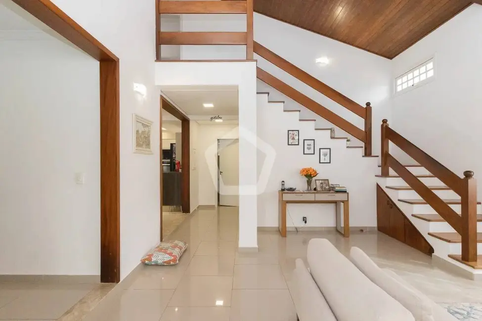 Foto 4 de Casa à venda, 190m2 em Sao Jose Dos Campos - SP