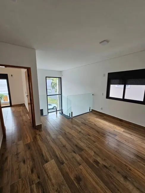 Foto 18 de Casa à venda, 196m2 em Parque Califórnia, Jacarei - SP