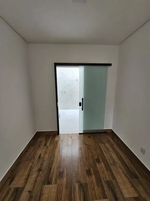 Foto 12 de Casa à venda, 196m2 em Parque Califórnia, Jacarei - SP