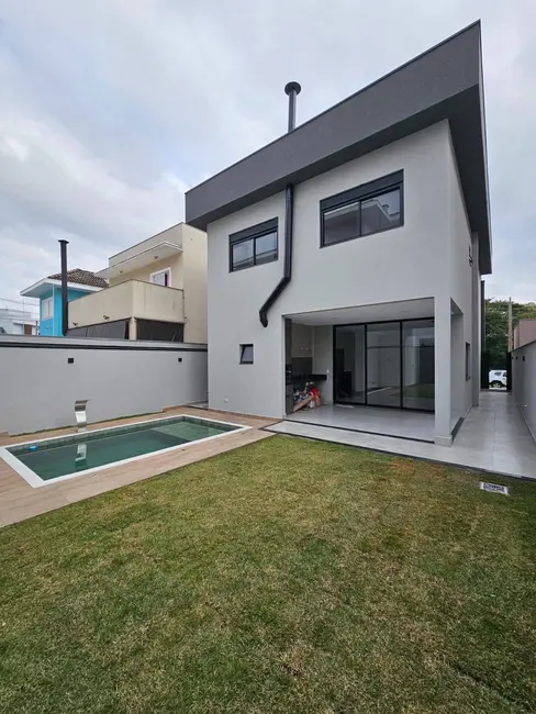 Foto 7 de Casa à venda, 196m2 em Parque Califórnia, Jacarei - SP