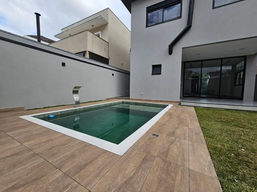 Foto 14 de Casa à venda, 196m2 em Parque Califórnia, Jacarei - SP