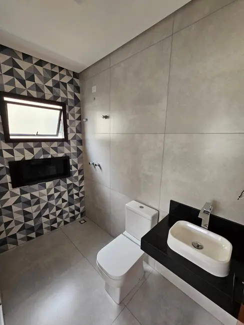 Foto 25 de Casa à venda, 196m2 em Parque Califórnia, Jacarei - SP