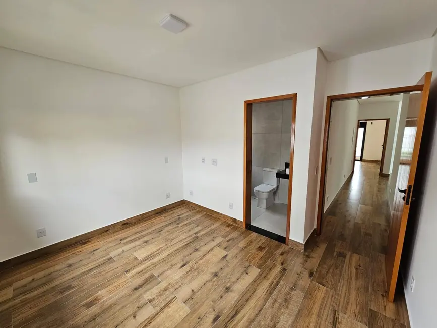 Foto 24 de Casa à venda, 196m2 em Parque Califórnia, Jacarei - SP