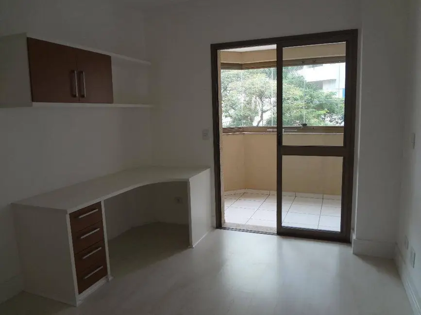 Apartamento à venda, 220m2 em Sao Jose Dos Campos - SP - imagem 8 Foto 8 de Apartamento à venda, 220m2 em Sao Jose Dos Campos - SP