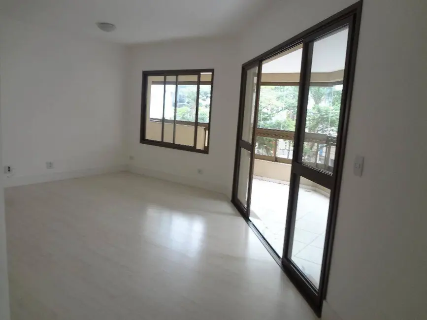 Apartamento à venda, 220m2 em Sao Jose Dos Campos - SP - imagem 3 Foto 3 de Apartamento à venda, 220m2 em Sao Jose Dos Campos - SP