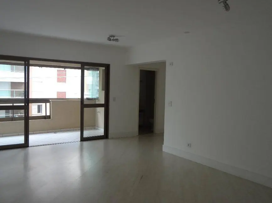 Apartamento à venda, 220m2 em Sao Jose Dos Campos - SP - imagem 2 Foto 2 de Apartamento à venda, 220m2 em Sao Jose Dos Campos - SP