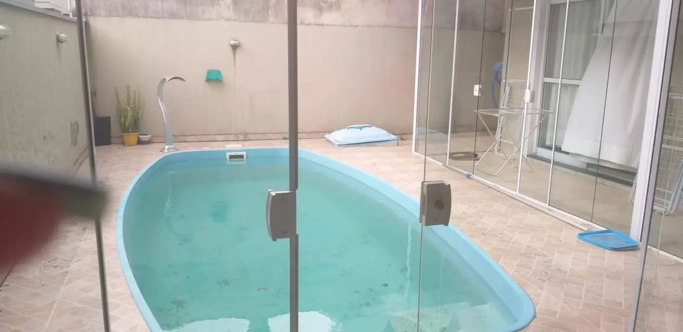 Foto 2 de Casa à venda, 240m2 em Sao Jose Dos Campos - SP