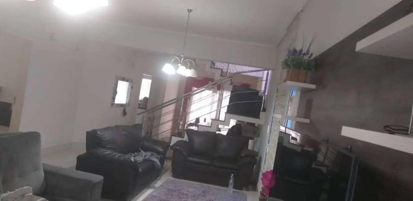 Foto 3 de Casa à venda, 240m2 em Sao Jose Dos Campos - SP