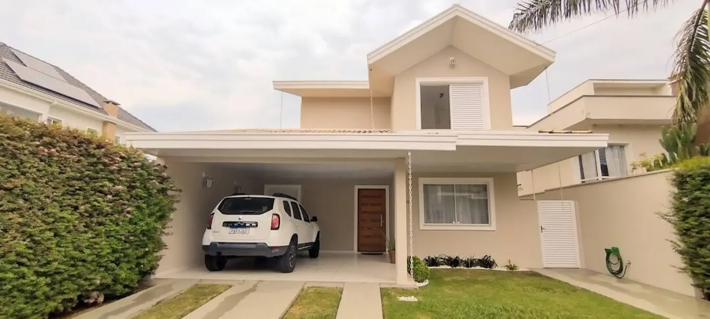 Foto 2 de Casa à venda, 253m2 em Sao Jose Dos Campos - SP