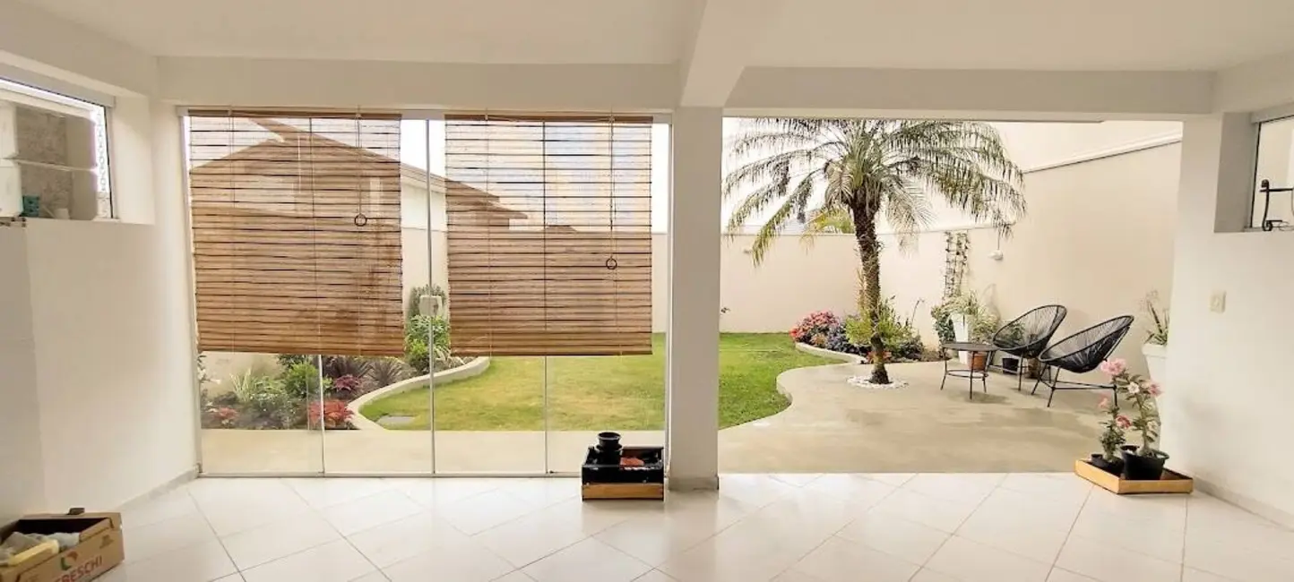 Casa à venda, 253m2 em Sao Jose Dos Campos - SP - imagem 4 Foto 4 de Casa à venda, 253m2 em Sao Jose Dos Campos - SP