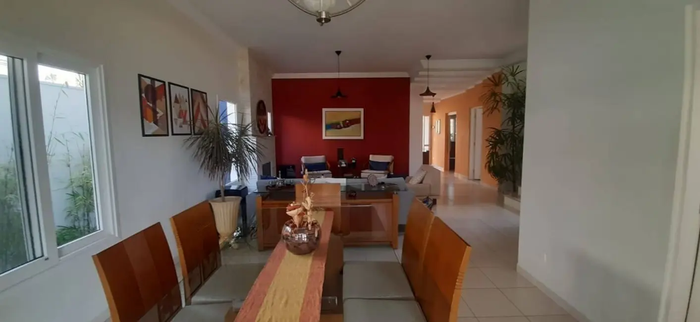 Casa à venda, 272m2 em Sao Jose Dos Campos - SP - imagem 3 Foto 3 de Casa à venda, 272m2 em Sao Jose Dos Campos - SP