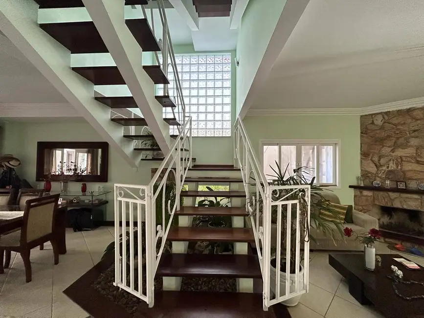 Foto 5 de Casa à venda, 330m2 em Sao Jose Dos Campos - SP