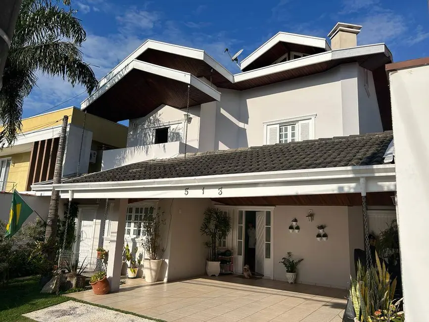 Foto 3 de Casa à venda, 330m2 em Sao Jose Dos Campos - SP