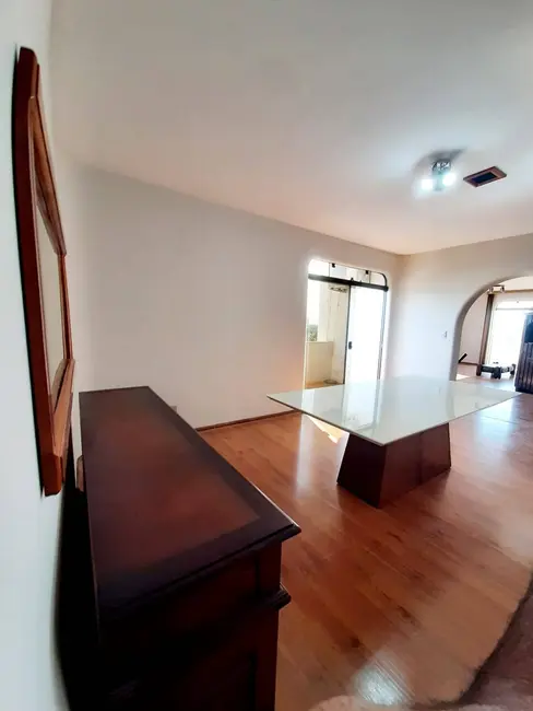 Apartamento à venda, 330m2 em Sao Jose Dos Campos - SP - imagem 6 Foto 6 de Apartamento à venda, 330m2 em Sao Jose Dos Campos - SP