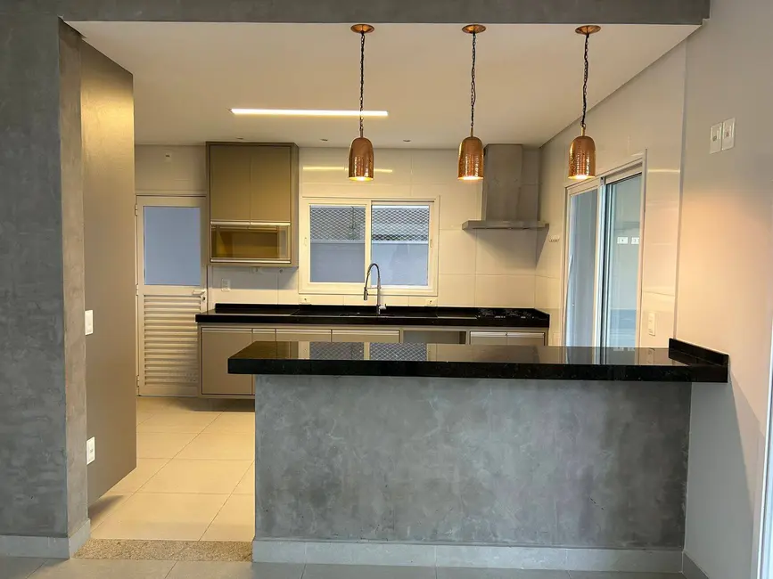 Foto 7 de Casa à venda, 254m2 em Sao Jose Dos Campos - SP