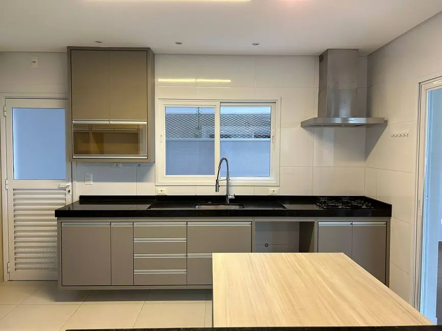 Foto 9 de Casa à venda, 254m2 em Sao Jose Dos Campos - SP