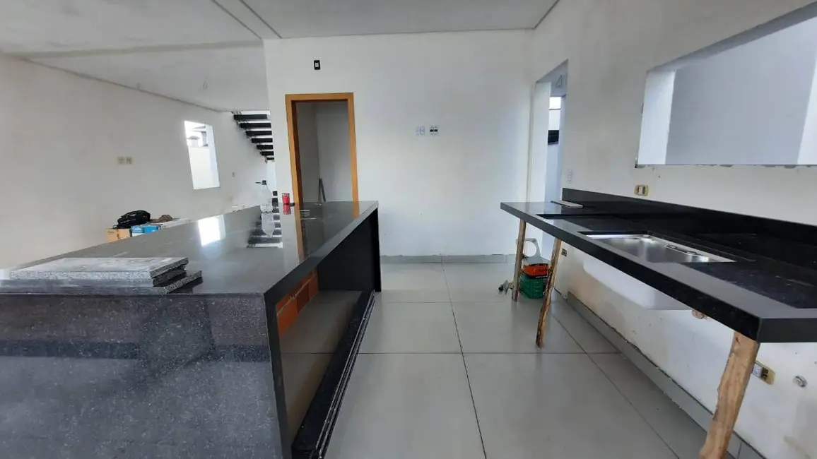 Foto 9 de Casa à venda, 295m2 em Sao Jose Dos Campos - SP