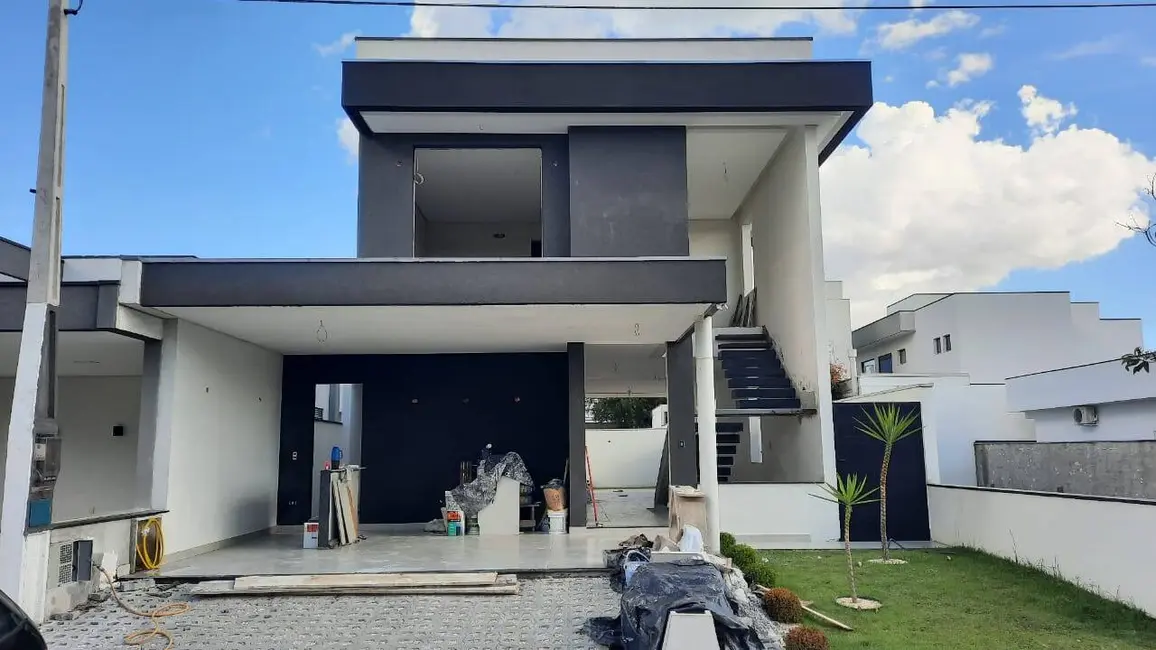 Foto 2 de Casa à venda, 295m2 em Sao Jose Dos Campos - SP