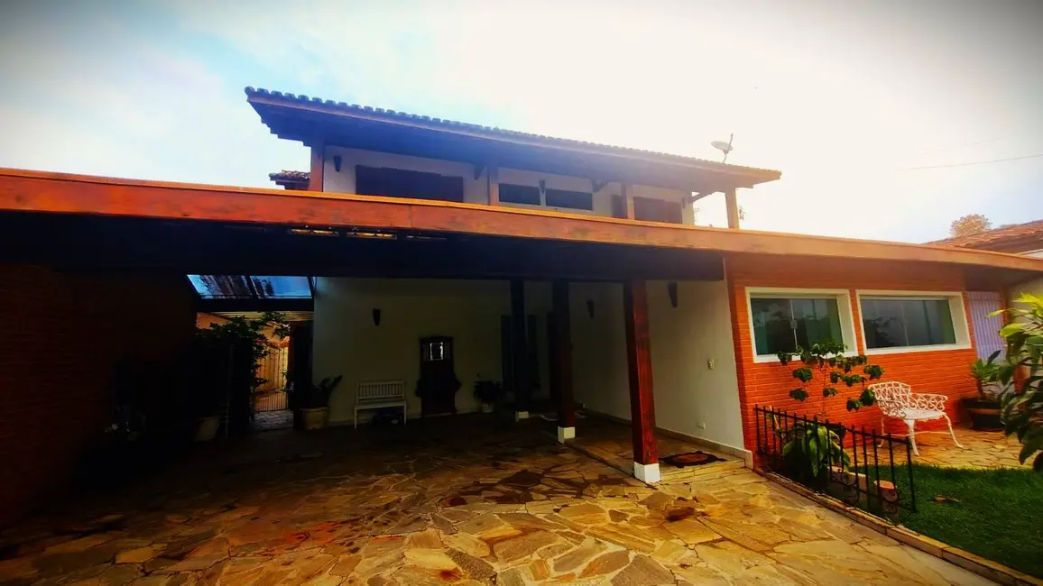 Foto 3 de Casa à venda, 450m2 em Sao Jose Dos Campos - SP