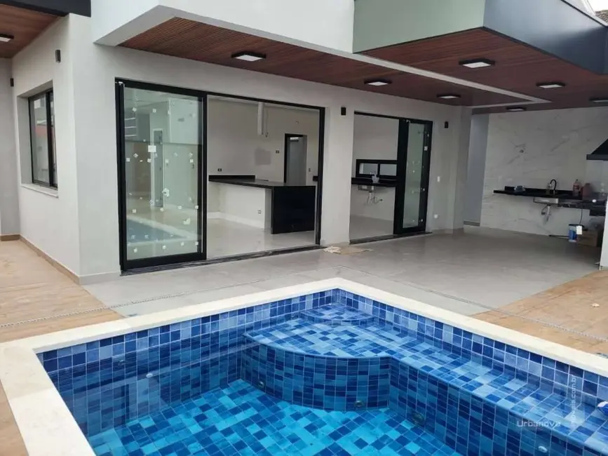 Foto 2 de Casa à venda, 264m2 em Sao Jose Dos Campos - SP