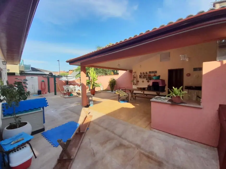 Foto 2 de Casa à venda, 450m2 em Sao Jose Dos Campos - SP