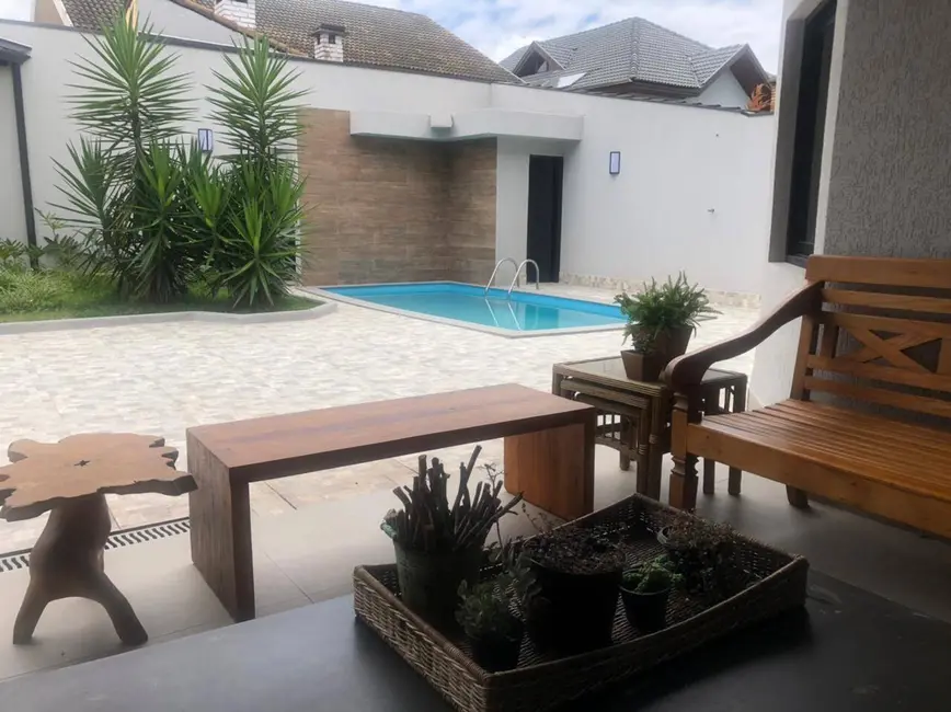Casa à venda e para alugar, 600m2 em Sao Jose Dos Campos - SP - imagem 4 Foto 4 de Casa à venda e para alugar, 600m2 em Sao Jose Dos Campos - SP