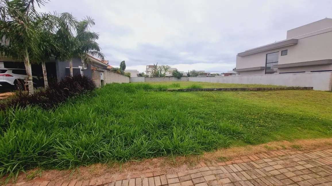 Terreno / Lote à venda, 12000m2 em Sao Jose Dos Campos - SP - imagem 4 Foto 4 de Terreno / Lote à venda, 12000m2 em Sao Jose Dos Campos - SP