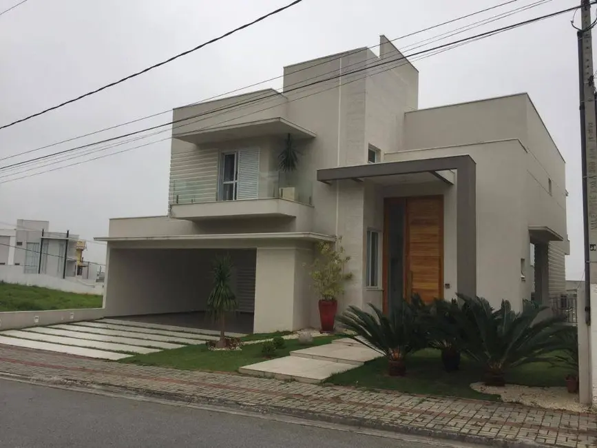Foto 1 de Casa à venda, 489m2 em Sao Jose Dos Campos - SP
