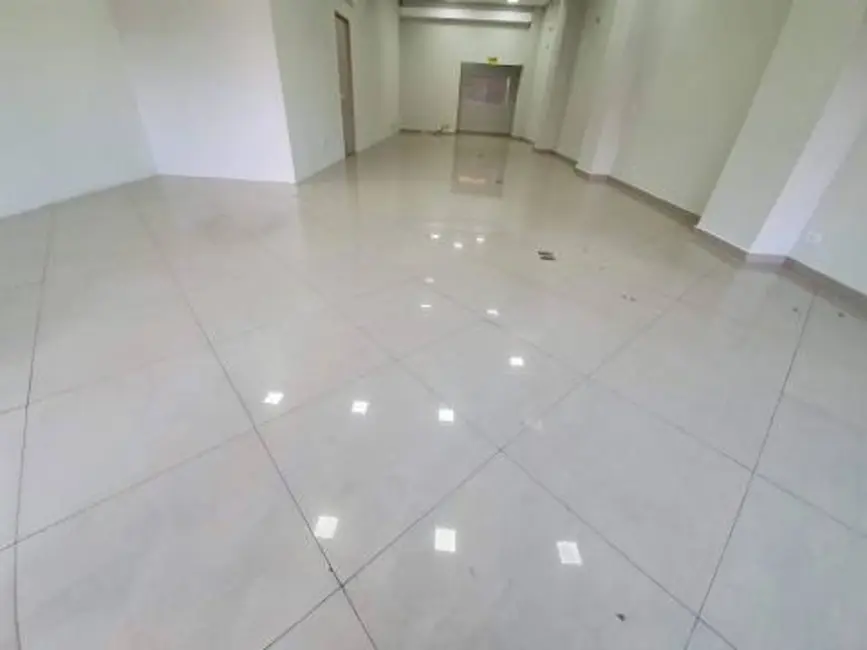 Sala Comercial à venda e para alugar, 441m2 em Centro, Jacarei - SP - imagem 6 Foto 6 de Sala Comercial à venda e para alugar, 441m2 em Centro, Jacarei - SP