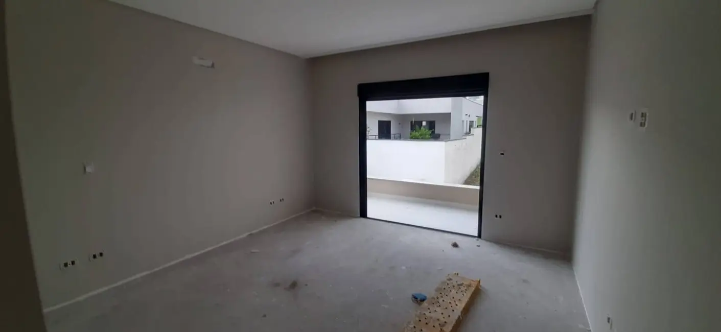 Foto 5 de Casa à venda, 450m2 em Sao Jose Dos Campos - SP