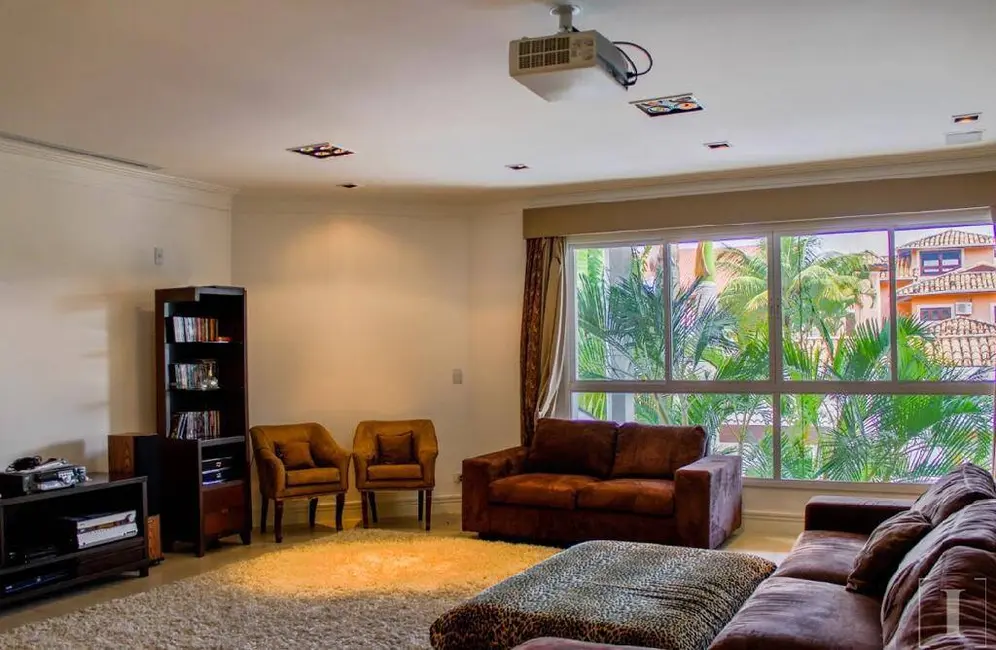 Casa à venda, 802m2 em Sao Jose Dos Campos - SP - imagem 9 Foto 9 de Casa à venda, 802m2 em Sao Jose Dos Campos - SP