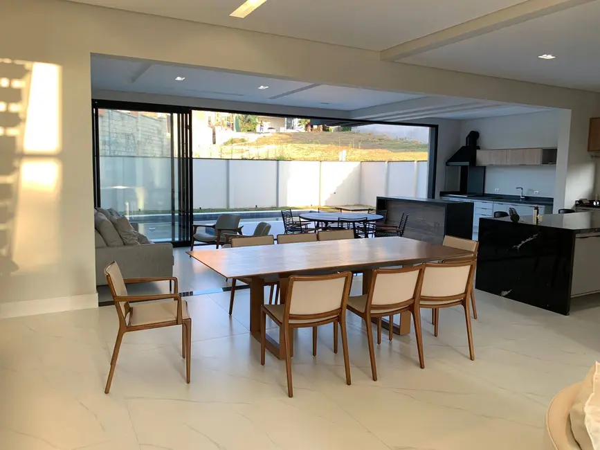 Foto 6 de Casa à venda e para alugar, 540m2 em Sao Jose Dos Campos - SP