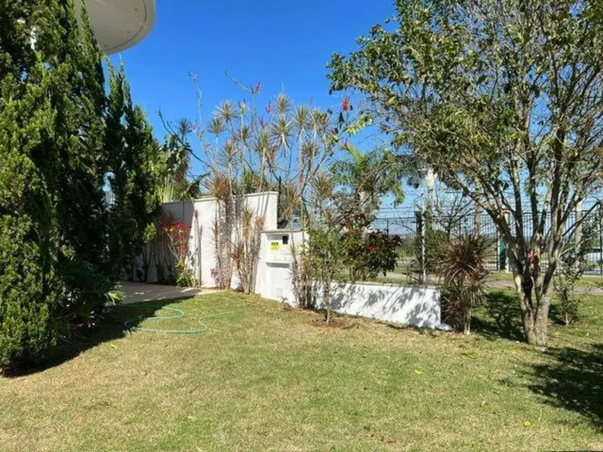 Casa à venda, 450m2 em Sao Jose Dos Campos - SP - imagem 6 Foto 6 de Casa à venda, 450m2 em Sao Jose Dos Campos - SP