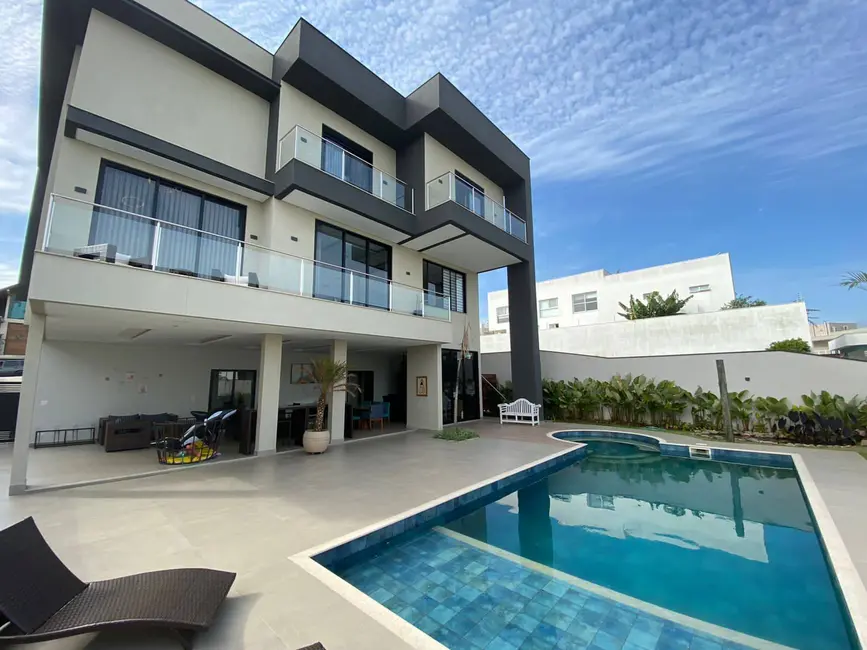 Foto 1 de Casa à venda, 700m2 em Sao Jose Dos Campos - SP